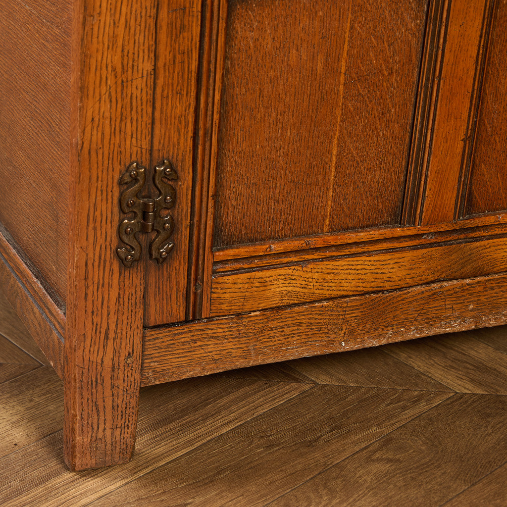 Pratts オーク材 ウェルシュドレッサー カップボード