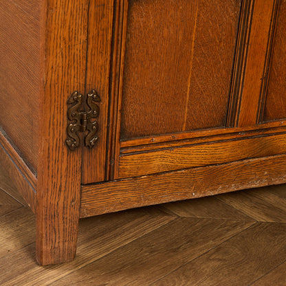 Pratts オーク材 ウェルシュドレッサー カップボード