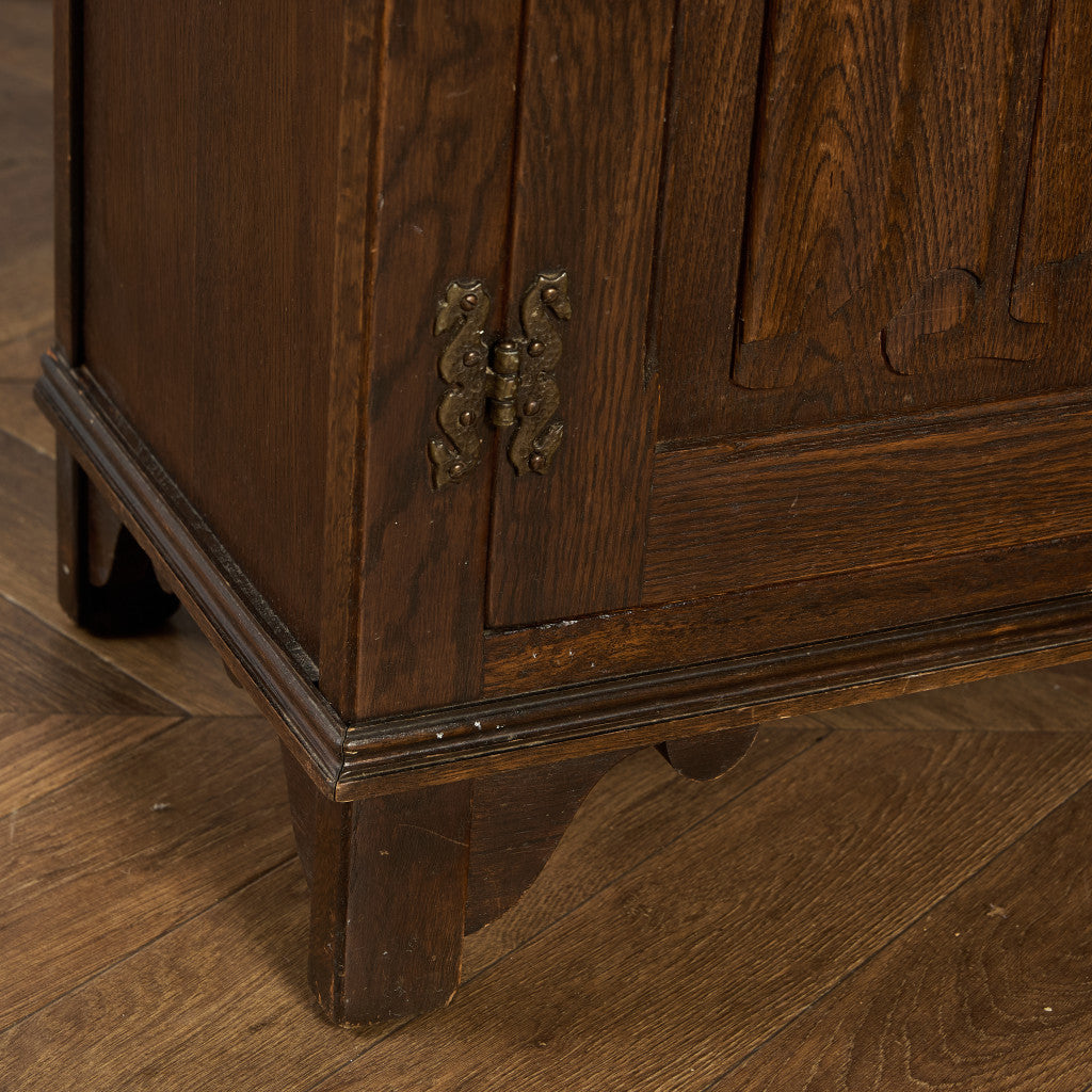 ガラス キャビネット