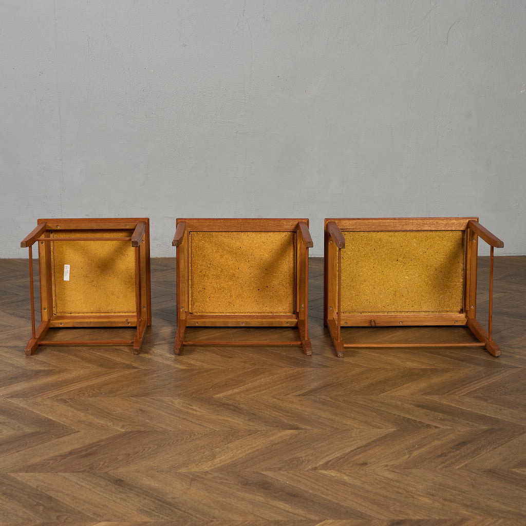 デンマーク タイルトップ ネストテーブル