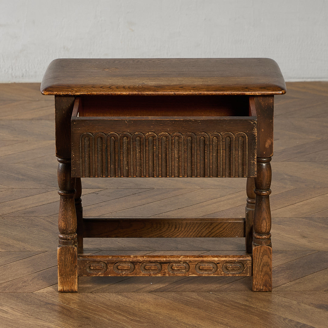 英国 クラシック サイドテーブル