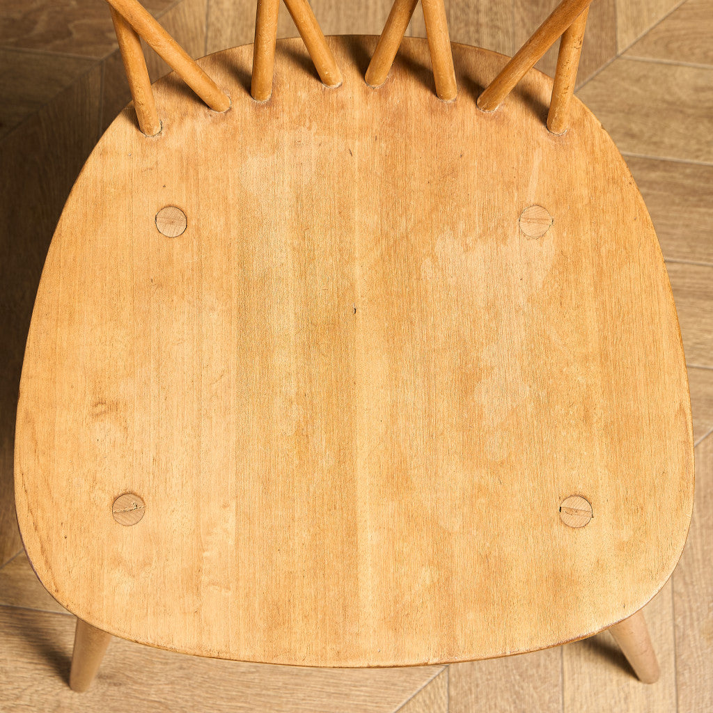 ラティスドチェア