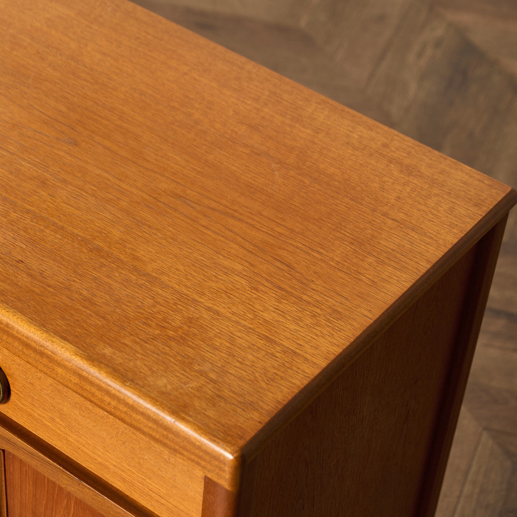 十字扉 ヴィンテージ サイドボード