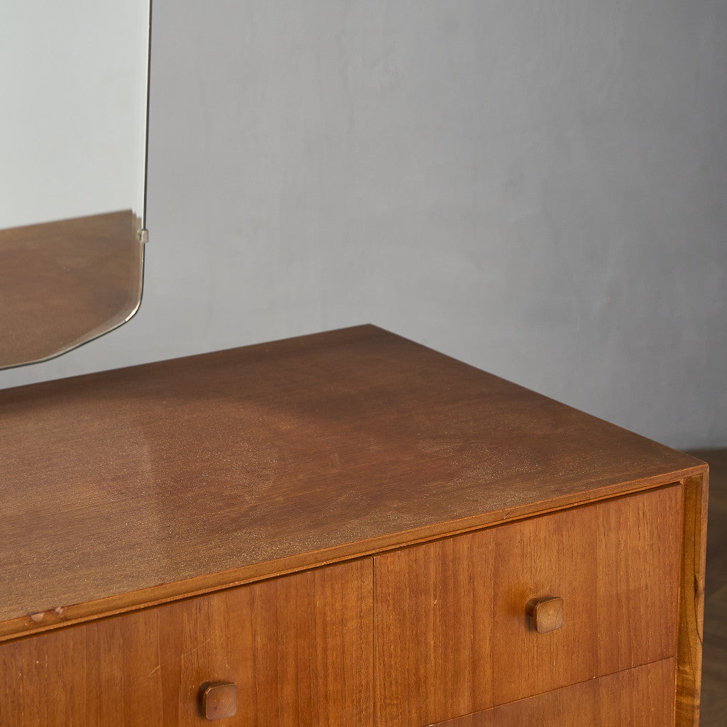 ヴィンテージ ドレッシングチェスト ドレッサー