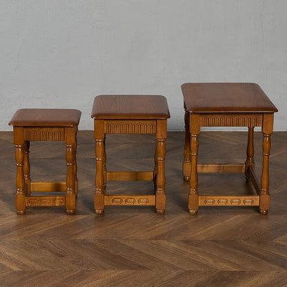 英国 クラシック ネストテーブル