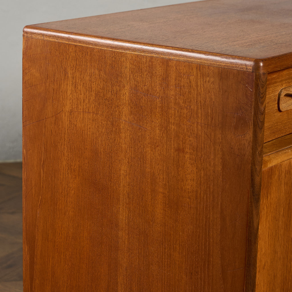 Fresco ヴィンテージ 脚付き サイドボード (4072)