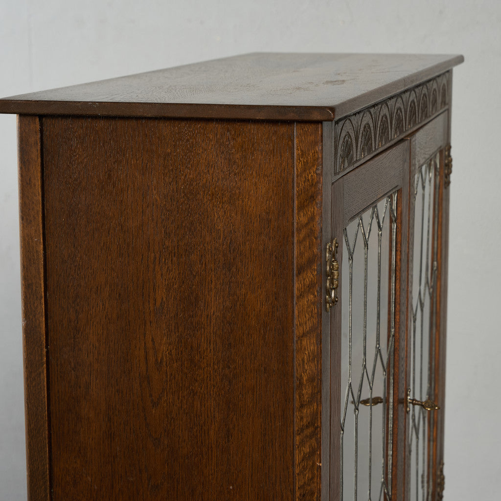 ガラス キャビネット