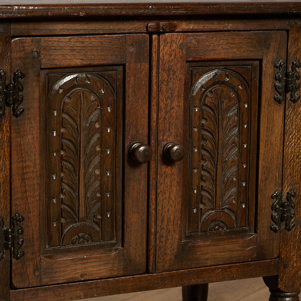 英国 クラシック サイドキャビネット サイドテーブル