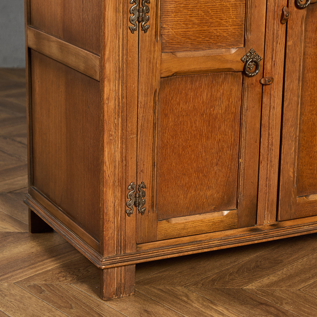 英国 クラシック ウェルシュドレッサー 食器棚