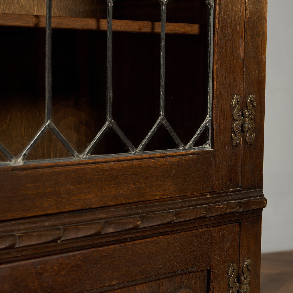 ガラス キャビネット