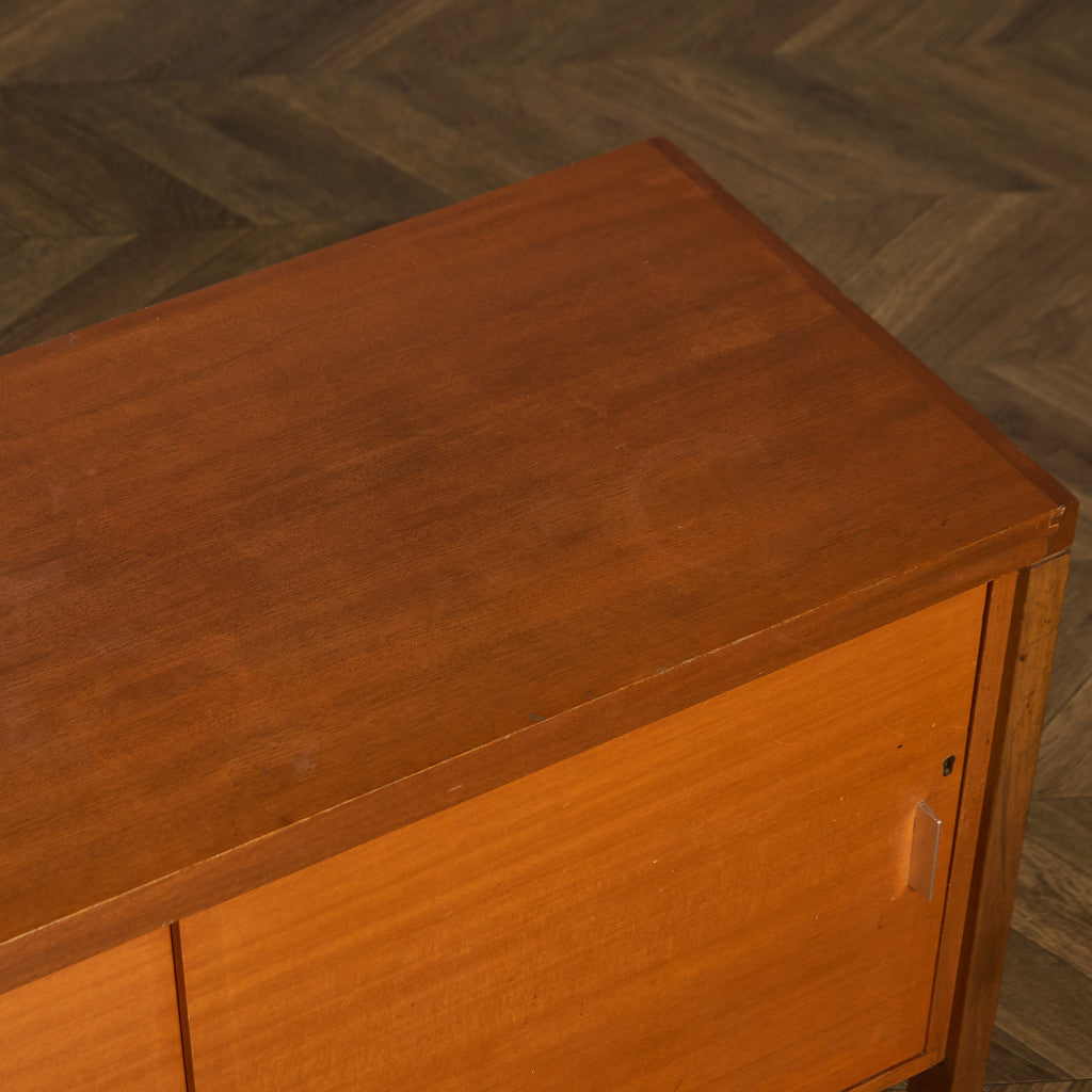 英国 ヴィンテージ キャビネット