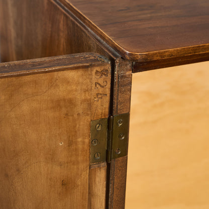 イギリス ヴィンテージ ワードローブ