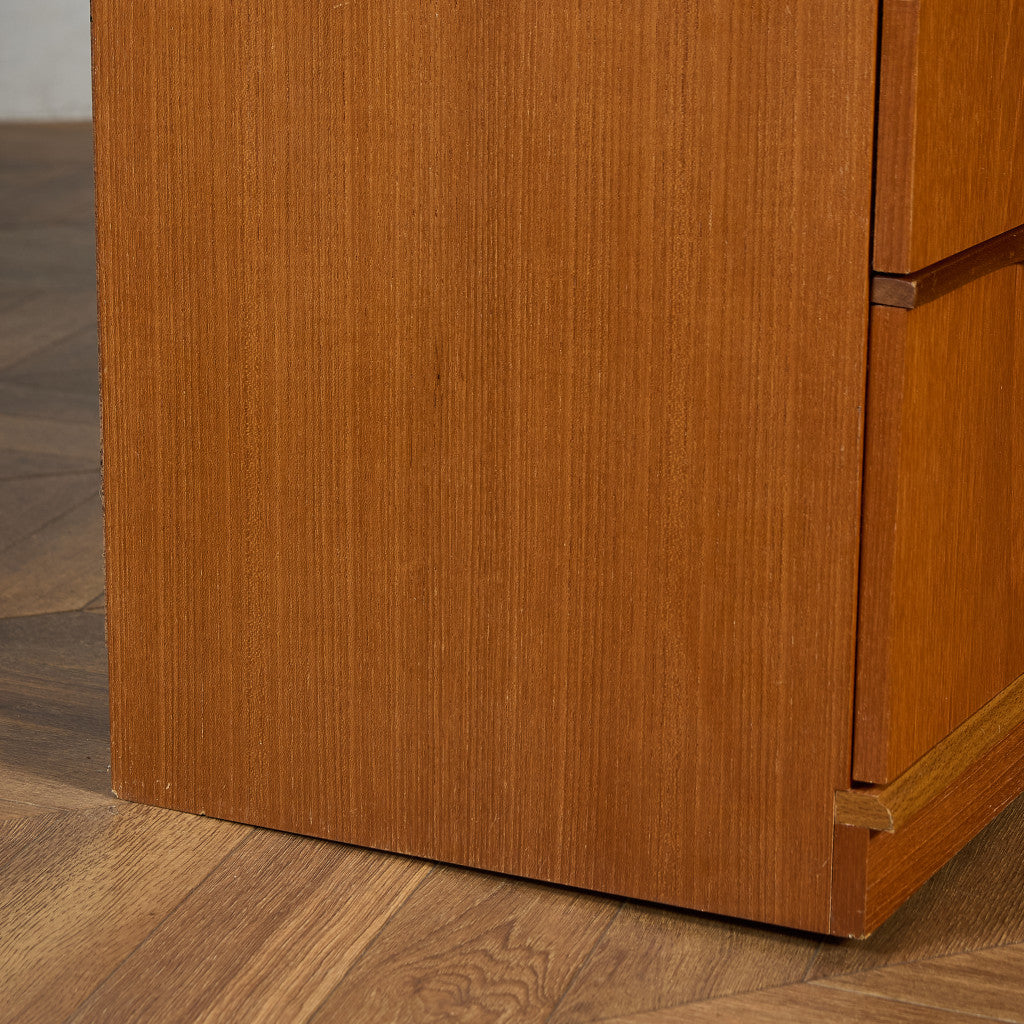 A Quinn (Sales) Ltd ヴィンテージ ウォールユニット