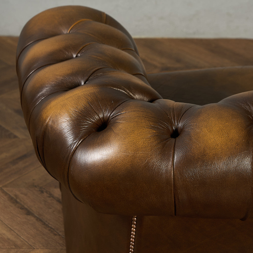 英国 クラシック チェスターフィールド ソファ