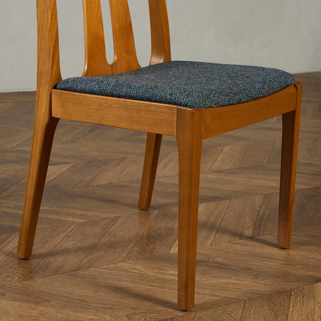 ダイニングチェア  座面張替え済み