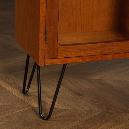 Fresco ガラス ブックケース カスタム アイアン ヘアピンレッグ