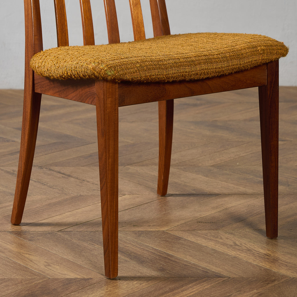 スラットバックチェア (4540)