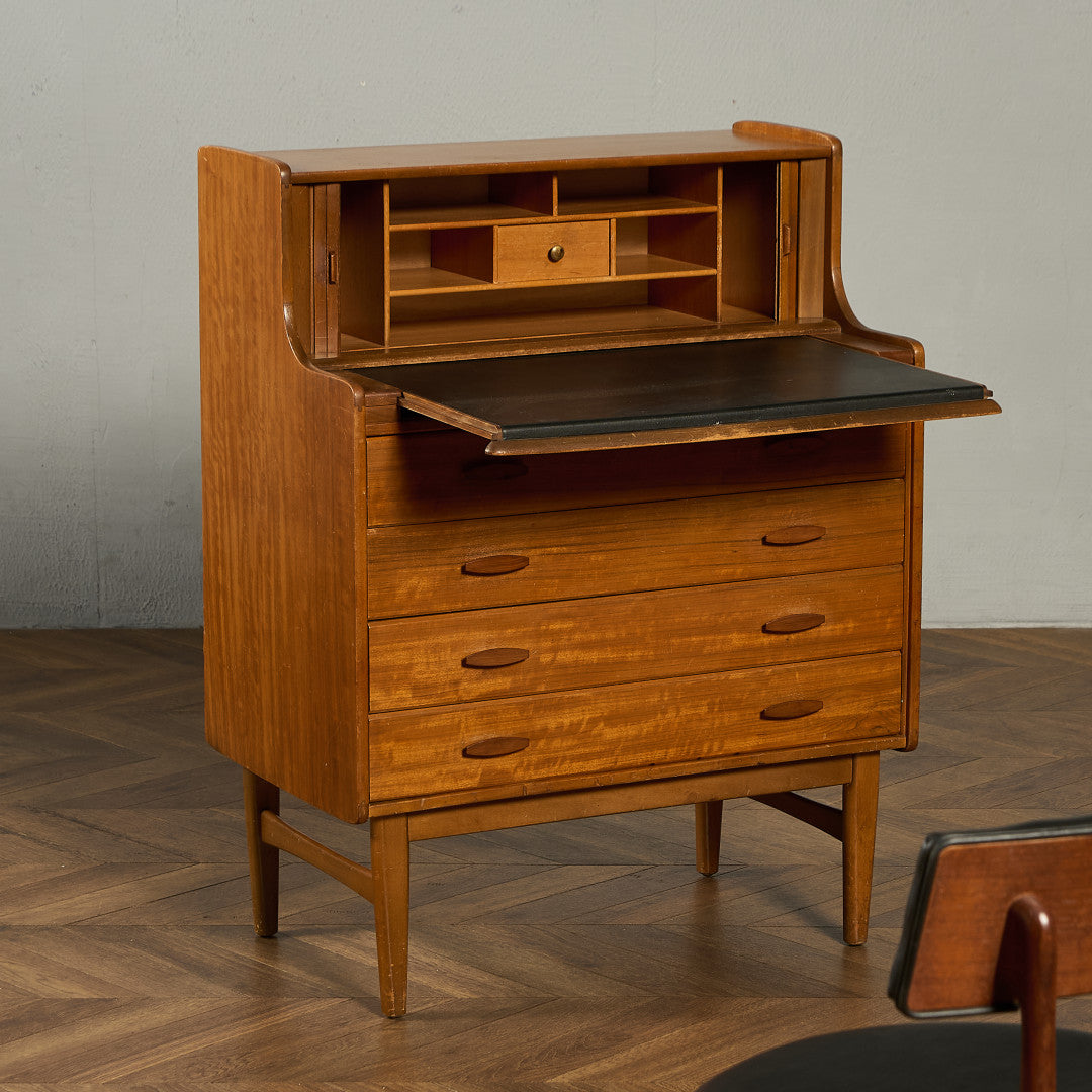 ビューロー – camori ヴィンテージ家具・北欧インテリアの通販サイト