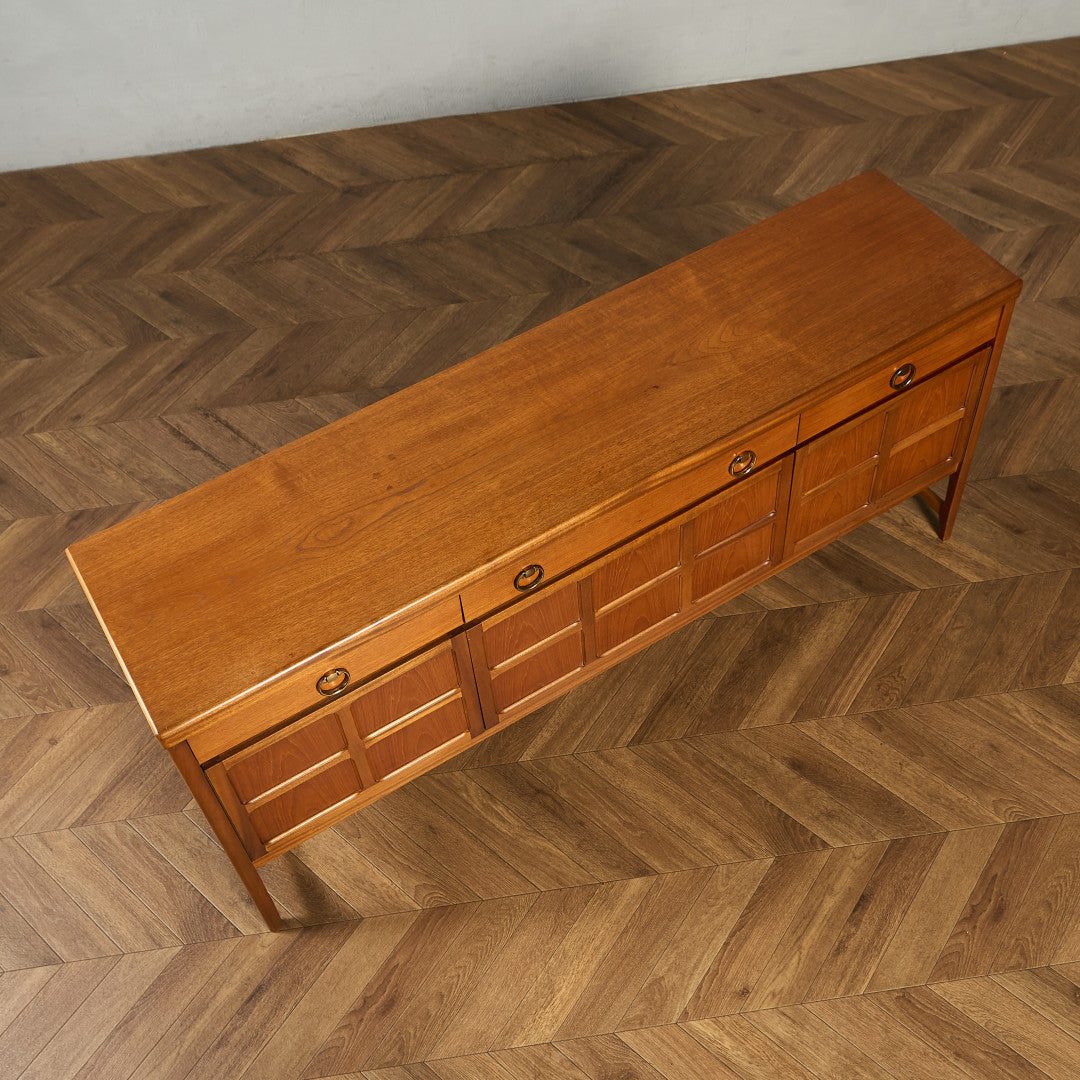 十字扉 ヴィンテージ サイドボード