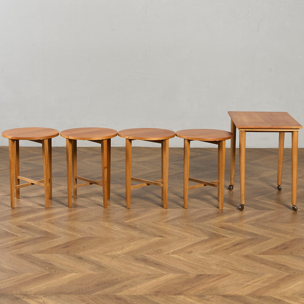 Novy Domov ヴィンテージ ネストテーブル