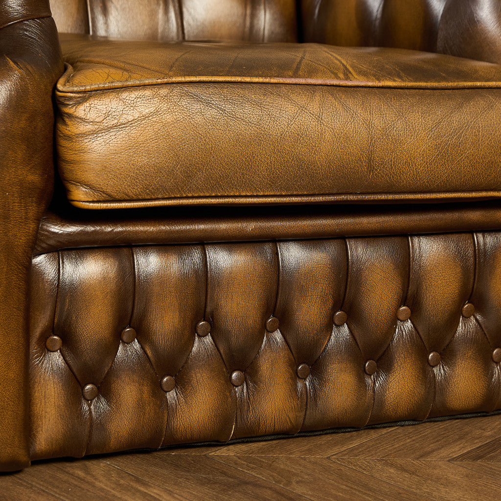 英国 クラシック チェスターフィールド ソファ