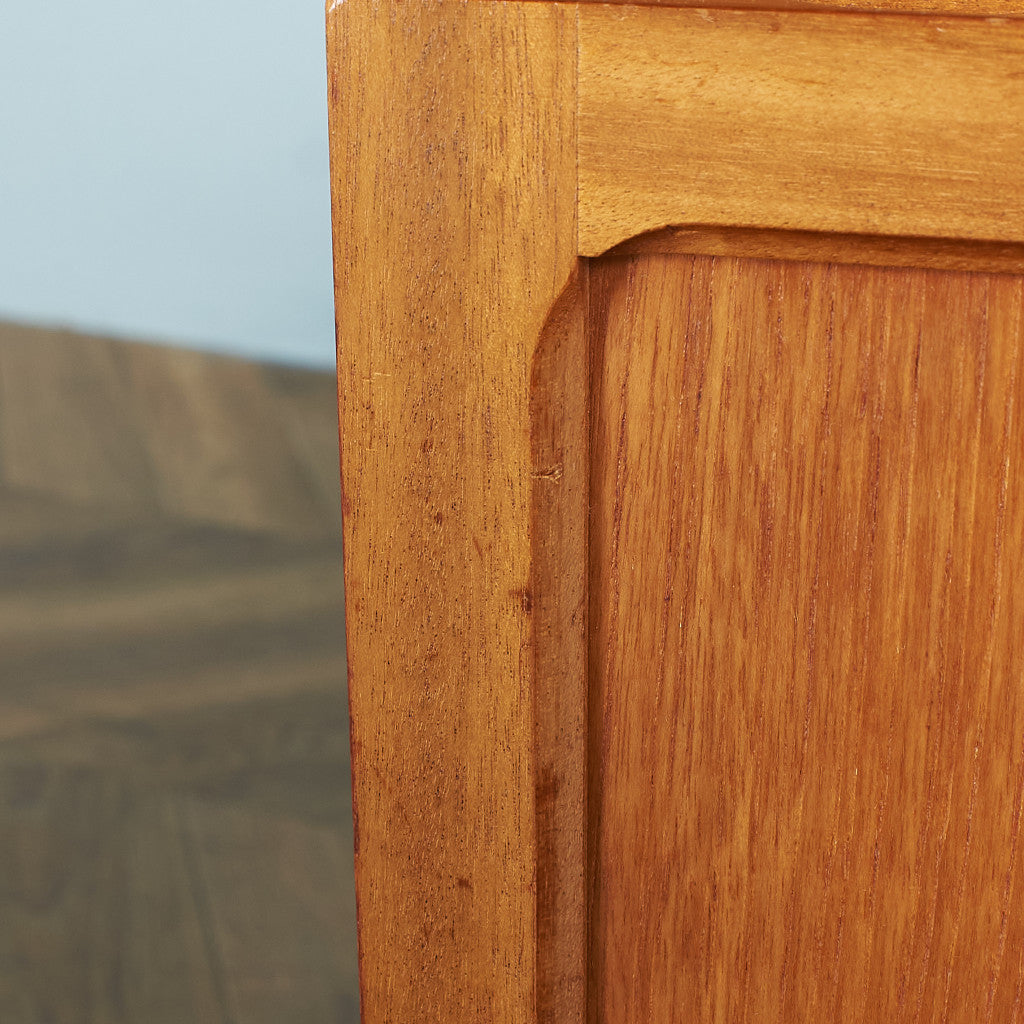 ヴィンテージ スモールキャビネット