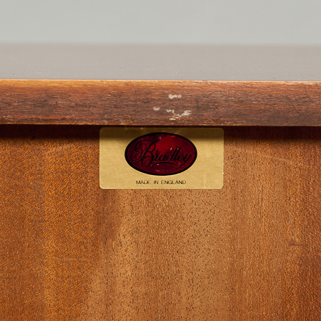 サイドキャビネット