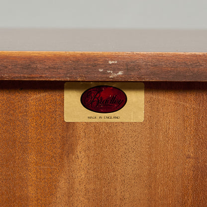 サイドキャビネット