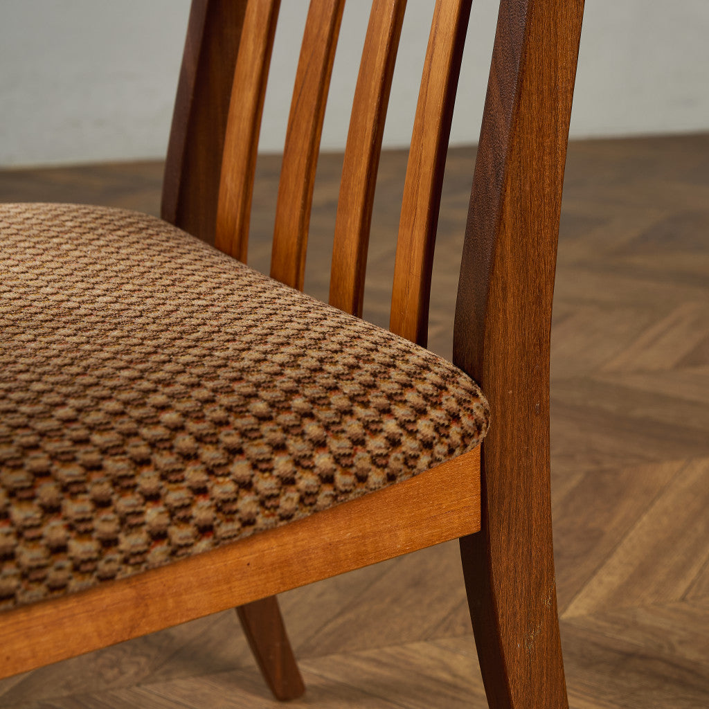 スラットバックチェア (4540)