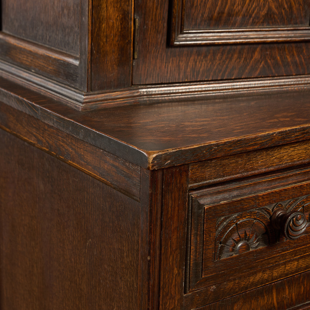 英国 クラシック コートカップボード