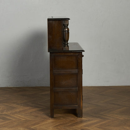 英国 クラシック コートカップボード