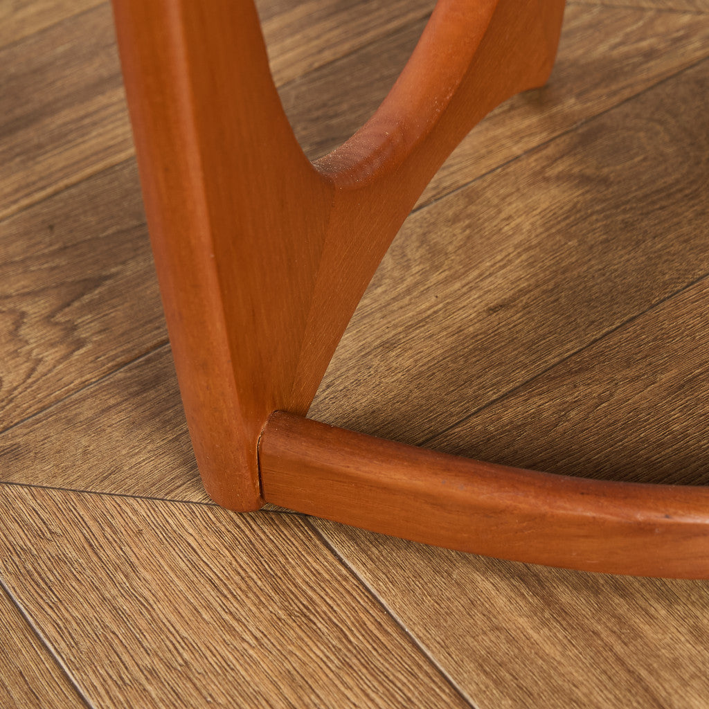 ヴィンテージ ガラストップ ネスト コーヒーテーブル