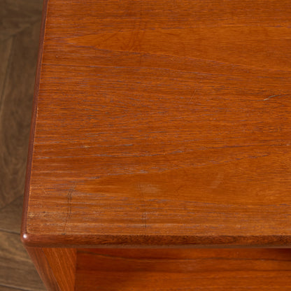 Fresco ナイトテーブル