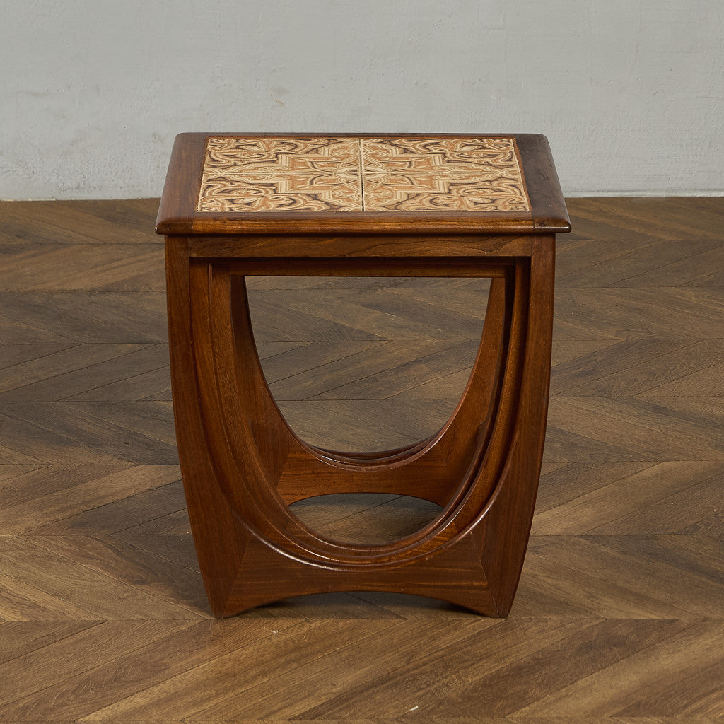 Astro ヴィンテージ タイルトップ ネストテーブル (3552D)