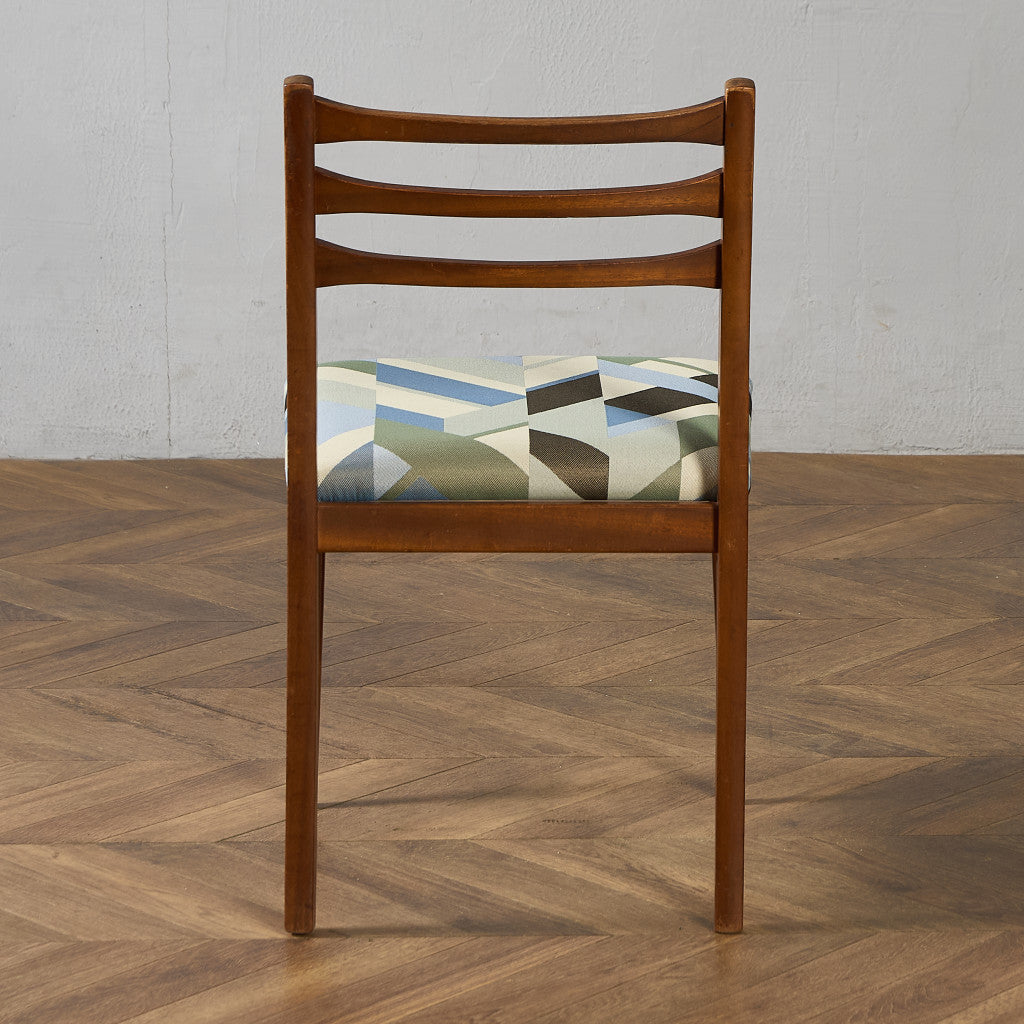 ヴィンテージ ダイニングチェア / 座面張替え済み (LUUM)