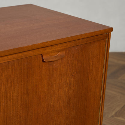 イギリス ヴィンテージ サイドボード カップボード