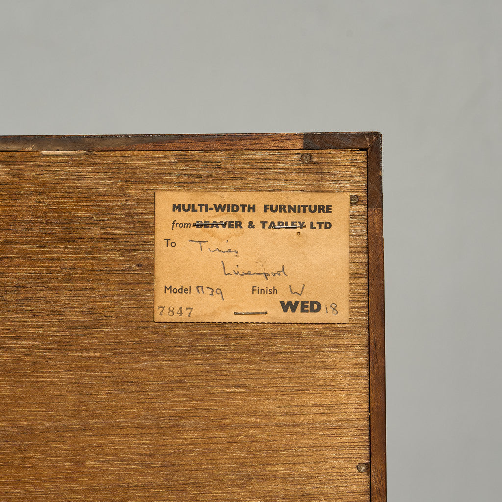 英国ヴィンテージ ガラスキャビネット