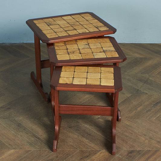 タイルトップ ネストテーブル (3585D)