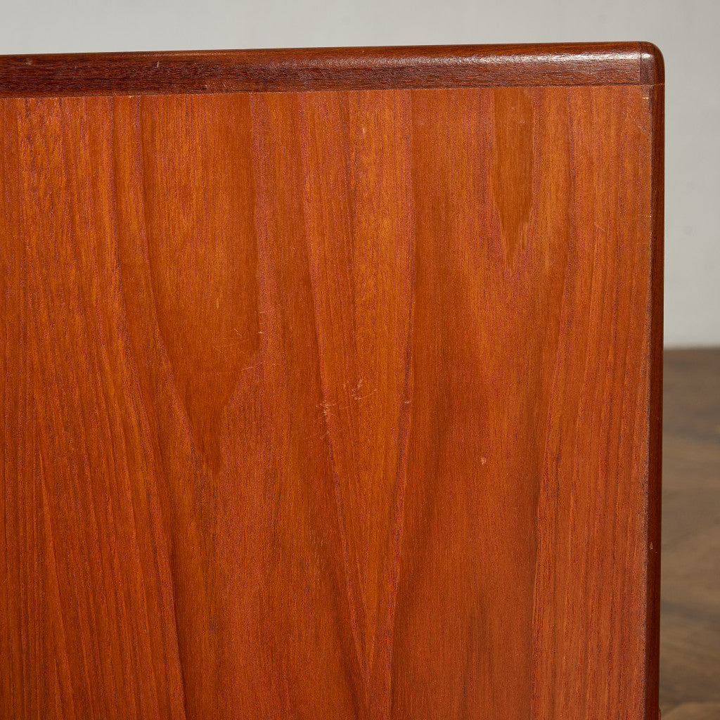 Fresco ナイトテーブル