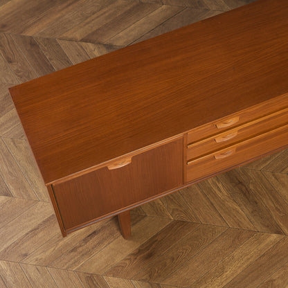 イギリス ヴィンテージ サイドボード カップボード