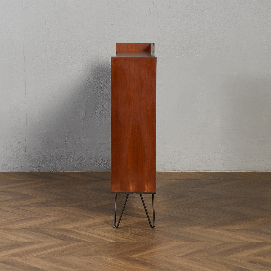 英国 ヴィンテージ ガラス キャビネット カスタム アイアン ヘアピンレッグ