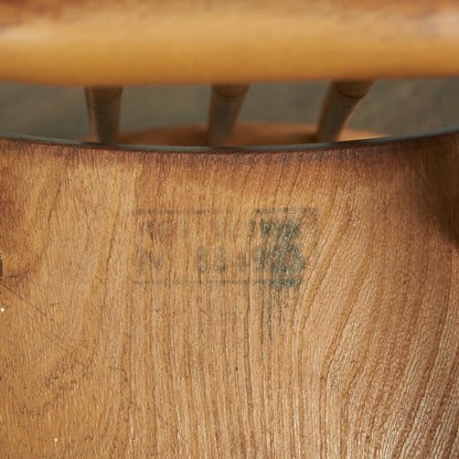 スティックバックチェア