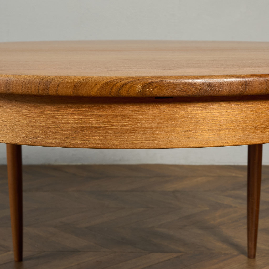 ヴィンテージ エクステンション オーバルダイニングテーブル