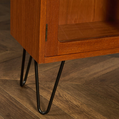 Fresco ガラス ブックケース カスタム アイアン ヘアピンレッグ