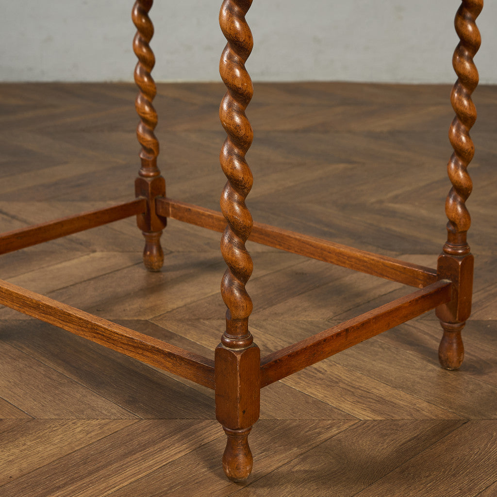 英国 クラシック バーリーシュガー ツイストレッグ サイドテーブル