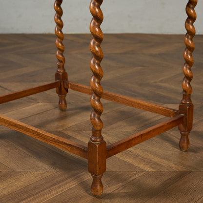 英国 クラシック バーリーシュガー ツイストレッグ サイドテーブル