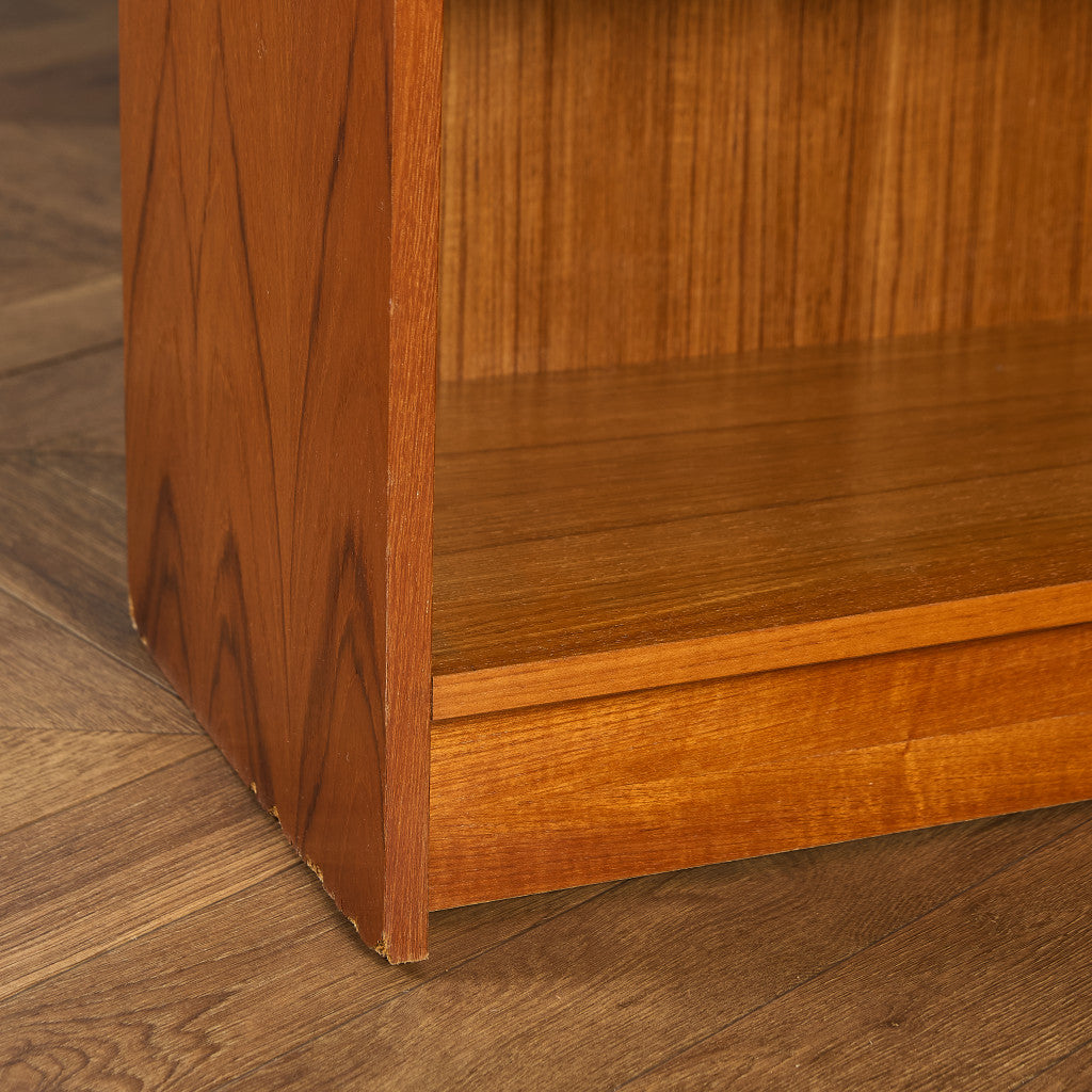 イギリス ヴィンテージ ブックシェルフ