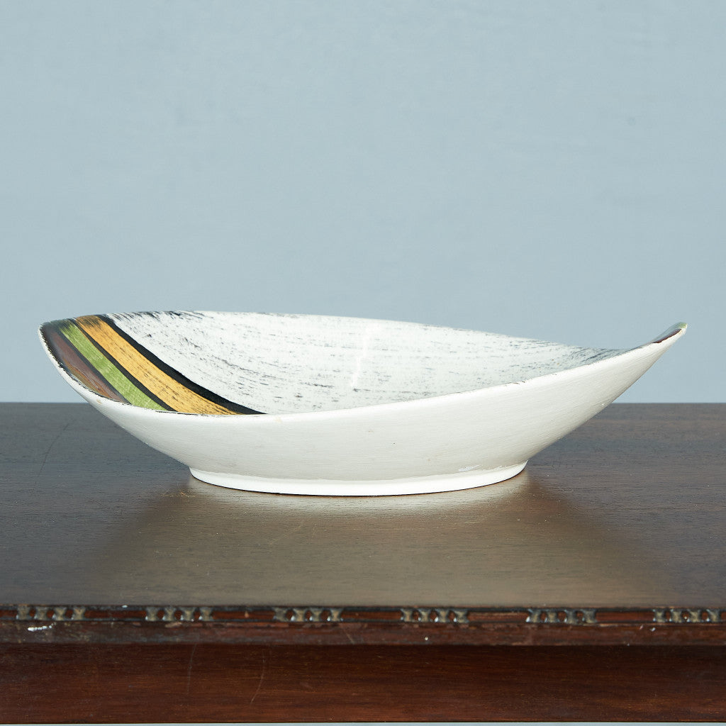 German Art Pottery プレート