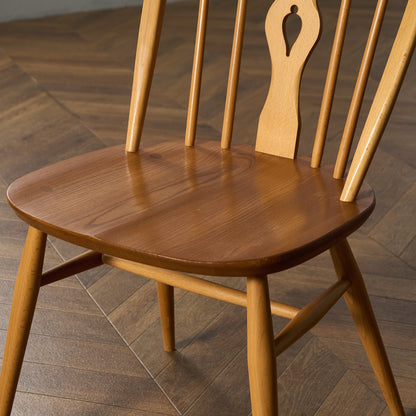 シスルバックチェア ゴールドメタルラベル