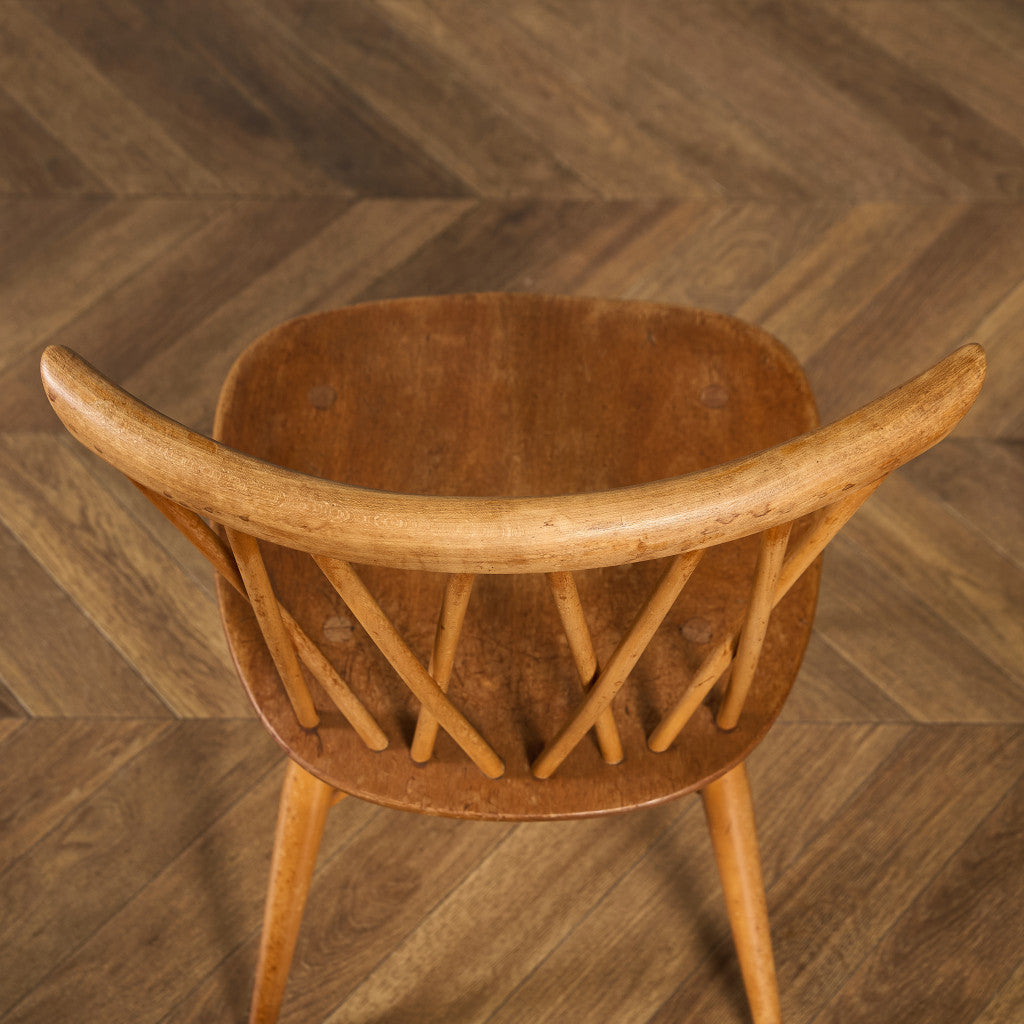 ラティスドチェア